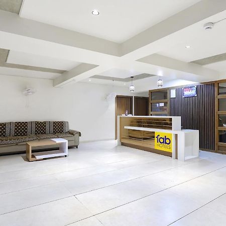 Fabhotel Bharosa Inn Ahmedabad Ngoại thất bức ảnh