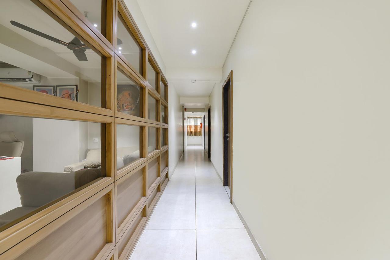 Fabhotel Bharosa Inn Ahmedabad Ngoại thất bức ảnh